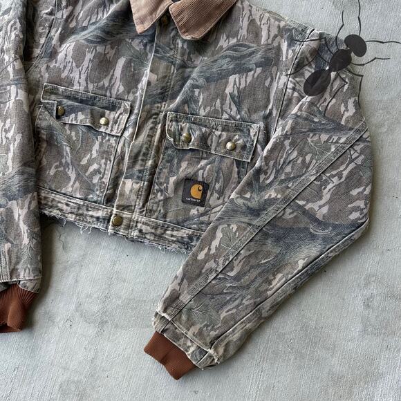 Vintage Y2K Carhartt camo cropped Detroit style work wear jacket - Picture 4 of 9